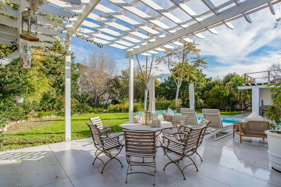 4 Bedroom Property for Sale in Franschhoek Western Cape